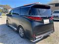 2025 Toyota Alphard Hybrid