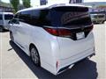 2025 Toyota Alphard Hybrid