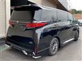 2025 Toyota Alphard Hybrid