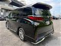 2025 Toyota Alphard Hybrid