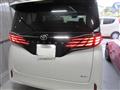 2025 Toyota Alphard Hybrid