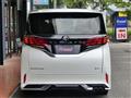 2025 Toyota Alphard Hybrid