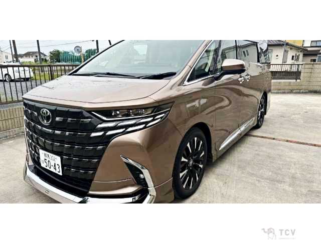 2025 Toyota Alphard Hybrid