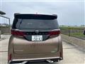 2025 Toyota Alphard Hybrid