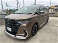 2025 Toyota Alphard Hybrid