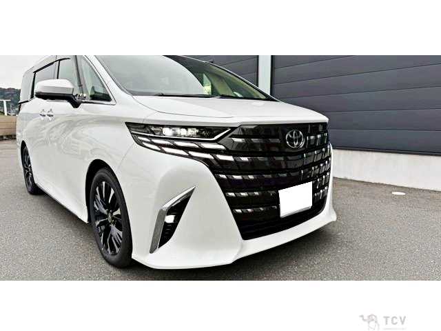 2025 Toyota Alphard Hybrid