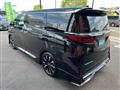 2026 Toyota Alphard Hybrid