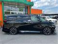 2026 Toyota Alphard Hybrid