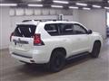2022 Toyota Land Cruiser Prado