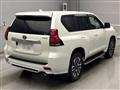 2022 Toyota Land Cruiser Prado