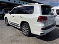 2018 Toyota Land Cruiser