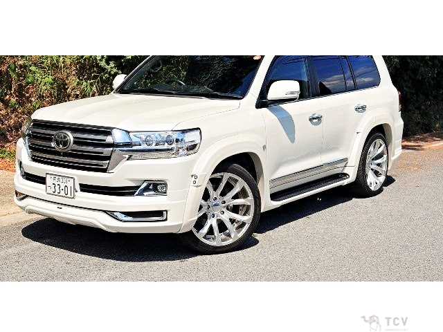 2017 Toyota Land Cruiser