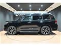 2017 Toyota Land Cruiser