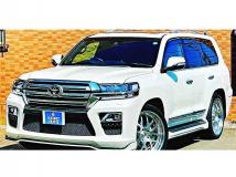 2017 Toyota Land Cruiser