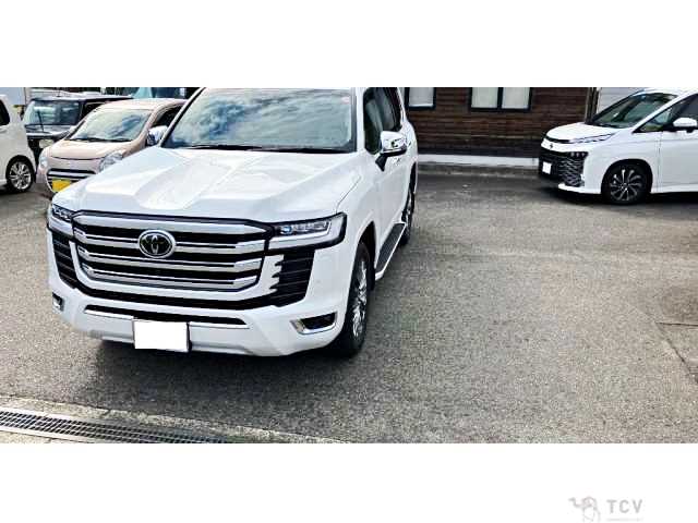 2023 Toyota Land Cruiser