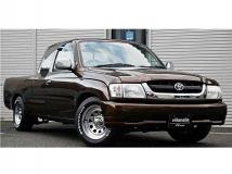 2003 Toyota Hilux