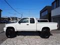 2003 Toyota Hilux