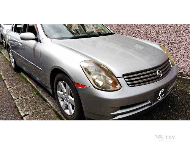 2004 Nissan Skyline