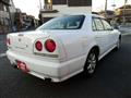 2000 Nissan Skyline