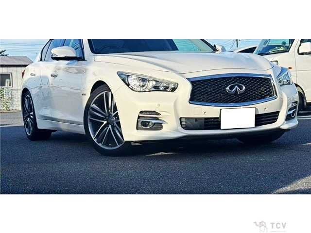 2014 Nissan Skyline