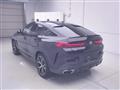 2021 BMW X6