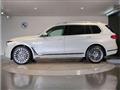 2023 BMW X7