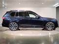 2023 BMW X7