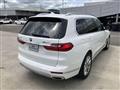 2022 BMW X7