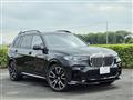 2022 BMW X7