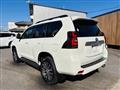 2018 Toyota Land Cruiser Prado