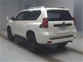 2022 Toyota Land Cruiser Prado