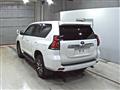 2022 Toyota Land Cruiser Prado