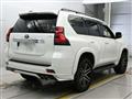 2022 Toyota Land Cruiser Prado