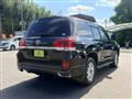 2018 Toyota Land Cruiser