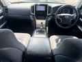 2018 Toyota Land Cruiser