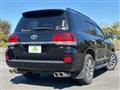 2016 Toyota Land Cruiser