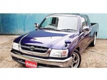 2003 Toyota Hilux