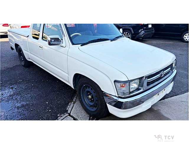 2000 Toyota Hilux