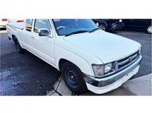 2000 Toyota Hilux
