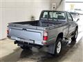 2000 Toyota Hilux