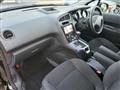 2013 Peugeot 5008