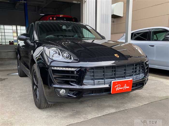 2014 Porsche Macan