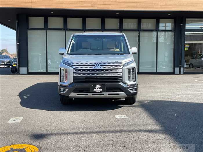 2024 Mitsubishi Delica D5