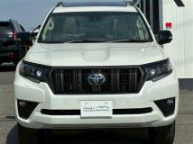 2023 Toyota Land Cruiser Prado