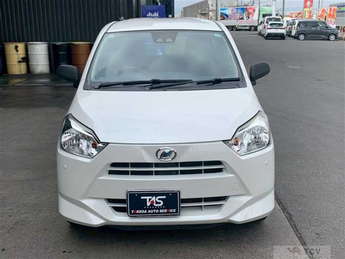 2017 Daihatsu Mira Es