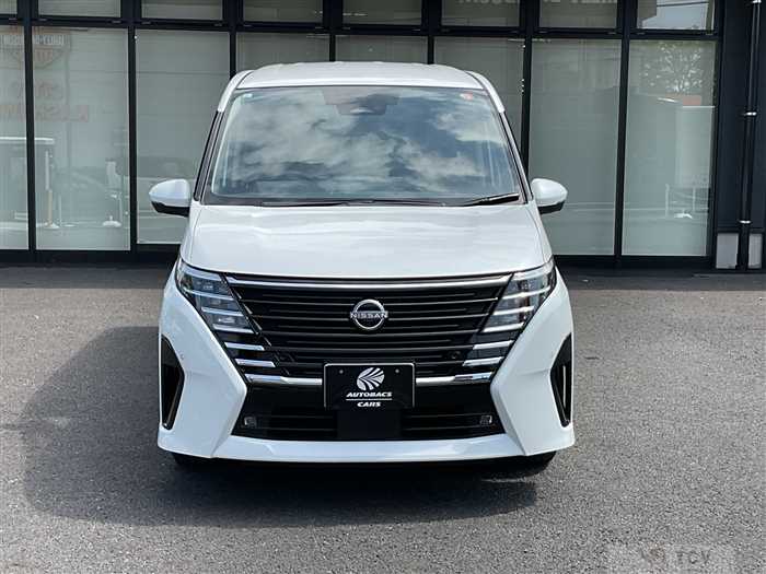 2023 Nissan Serena