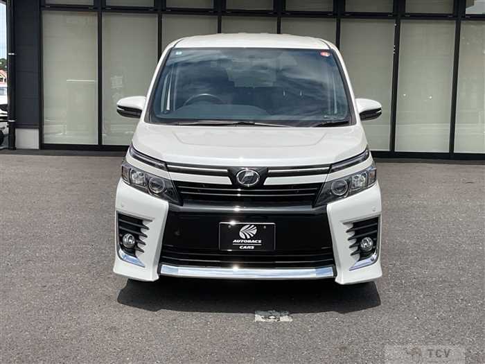 2014 Toyota Voxy