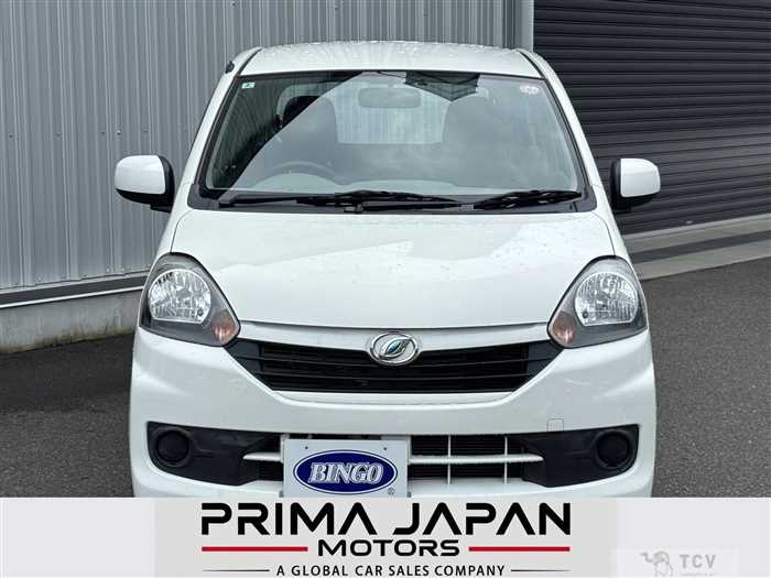 2016 Daihatsu Mira Es