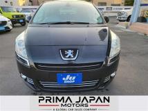 2013 Peugeot 5008