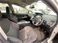 2016 Toyota PRIUS α